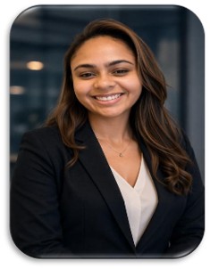 Ana Cláudia — Diretora Administrativa